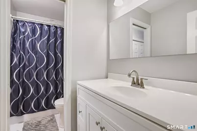 562 Oak Avenue #562, Cheshire, CT 06410 - Photo 11