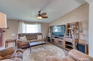 21 Laurel Cir, East Windsor, CT 06088 - Photo 7