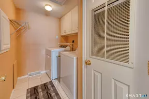 21 Laurel Cir, East Windsor, CT 06088 - Photo 27