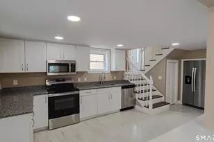 61 Ridgefield St, Meriden, CT 06450 - Photo 3