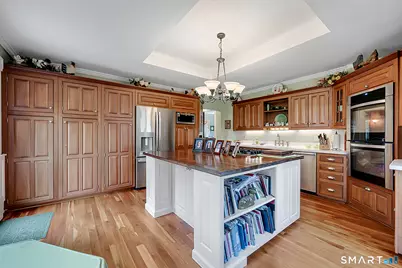 27 Highland Avenue, New Hartford, CT 06057 - Photo 3