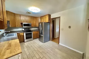 319 Jones Hollow Rd, Marlborough, CT 06447 - Photo 7
