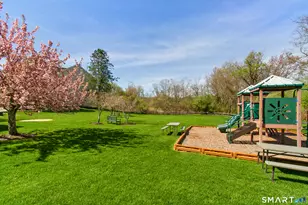 1606 Larson Dr, Danbury, CT 06810 - Photo 29