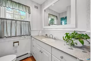 58 Crescent St, West Hartford, CT 06107 - Photo 23