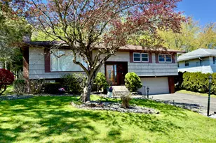 25 Greenfield Ave, Waterbury, CT 06708 - Photo 37