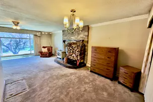 25 Greenfield Ave, Waterbury, CT 06708 - Photo 7