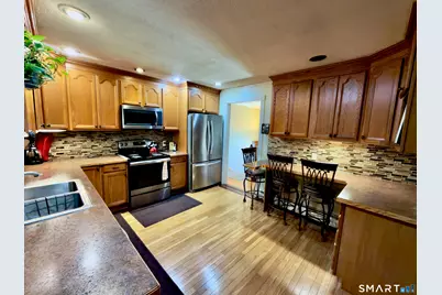 25 Greenfield Avenue, Waterbury, CT 06708 - Photo 11