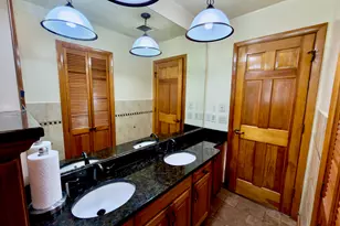 25 Greenfield Ave, Waterbury, CT 06708 - Photo 13