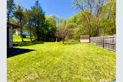 25 Greenfield Avenue, Waterbury, CT 06708 - Photo 33