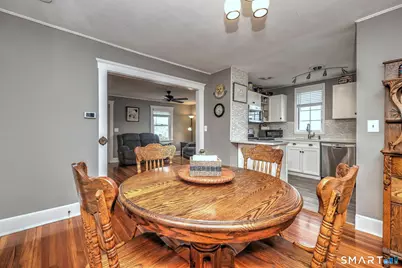 18 Grand Street, West Haven, CT 06516 - Photo 9