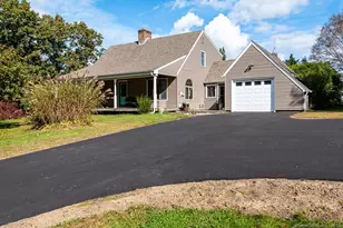131 Hemlock Dr, Deep River, CT 06417 - Photo 3