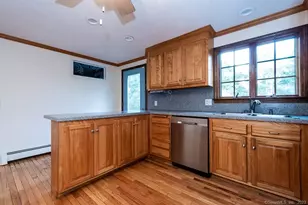 131 Hemlock Dr, Deep River, CT 06417 - Photo 7
