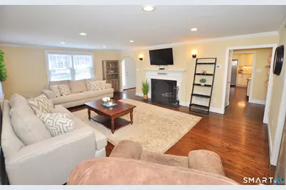 281 West Mountain Road, Simsbury, CT 06092 - Photo 7