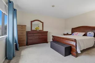 358 Monticello Dr, Branford, CT 06405 - Photo 19