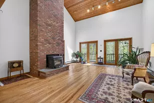 14 Round Hill Rd, Shelton, CT 06484 - Photo 3