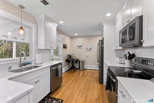 1253 North St, Suffield, CT 06078 - Photo 9