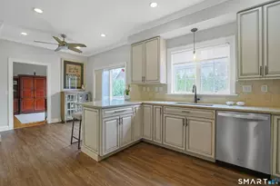 19 Cross St, Greenwich, CT 06831 - Photo 11