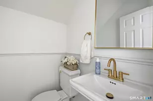 1 Valley Rd, Stamford, CT 06902 - Photo 11