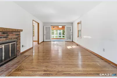 20 Brookwood Drive, Newtown, CT 06470 - Photo 5