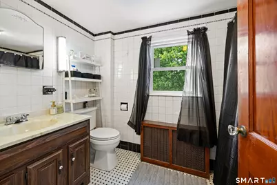 34 Rutland Street, Waterbury, CT 06708 - Photo 21
