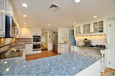 13 Cedar Hill Road, Simsbury, CT 06092 - Photo 15