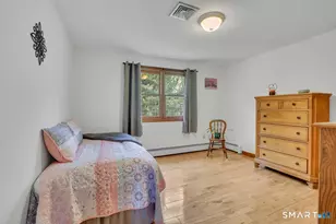197 Dana Ln, Meriden, CT 06451 - Photo 17