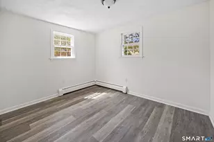 22 Dorothy St, Enfield, CT 06082 - Photo 17