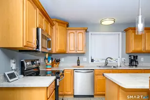 63 Pautipaug Hill Rd, Sprague, CT 06330 - Photo 7
