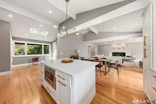 46 Breezy Hill Rd, Stamford, CT 06903 - Photo 17