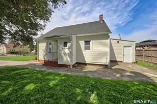 182 Trumbull Ave, Bridgeport, CT 06606 - Photo 29