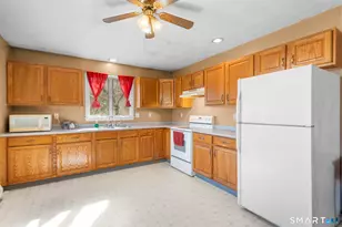 1121 Plainfield Pike, Sterling, CT 06377 - Photo 7