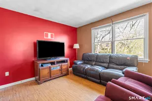 1121 Plainfield Pike, Sterling, CT 06377 - Photo 9