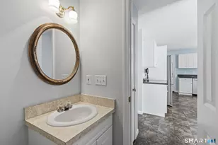 8 Brockett Rd, Wallingford, CT 06492 - Photo 9