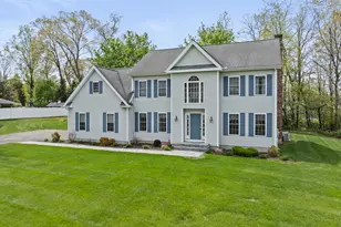8 Brockett Rd, Wallingford, CT 06492 - Photo 1