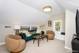 19 Chester Rd, Darien, CT 06820 - Photo 25