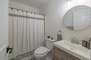39 Lance Cir, Bridgeport, CT 06606 - Photo 11