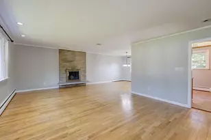 38 Portage Rd, West Hartford, CT 06117 - Photo 3