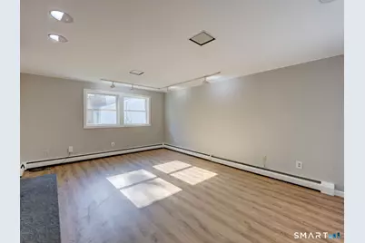 38 Portage Road, West Hartford, CT 06117 - Photo 27