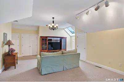16 Farm Meadow Road, Newtown, CT 06470 - Photo 15