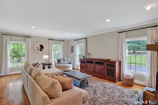 16 Farm Meadow Rd, Newtown, CT 06470 - Photo 9