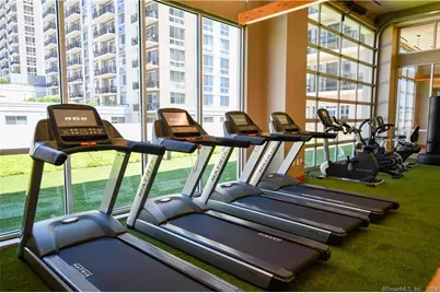 2 Harbor Point Road South #1513, Stamford, CT 06902 - Photo 7