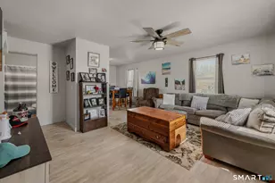 158 Midway Oval, Groton, CT 06340 - Photo 15