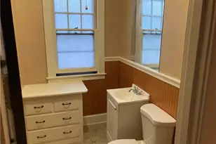 18 Maplewood Ave, West Hartford, CT 06119 - Photo 15