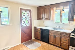 102 Diane Dr, Manchester, CT 06040 - Photo 5