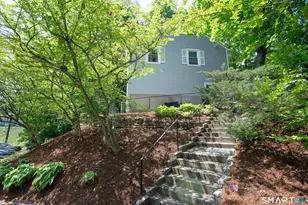 32 E Hills Dr, New Canaan, CT 06840 - Photo 15