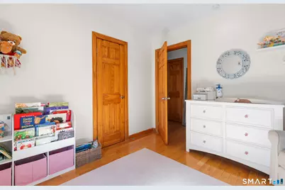 112 Colonial Road, Stamford, CT 06906 - Photo 13