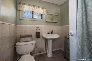 32 North St, Madison, CT 06443 - Photo 17