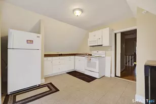 670 Hanover Rd, Meriden, CT 06451 - Photo 33