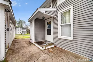 670 Hanover Rd, Meriden, CT 06451 - Photo 9