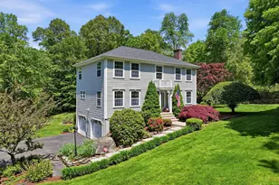 86 Apple Tree Ln, Portland, CT 06480 - Photo 1